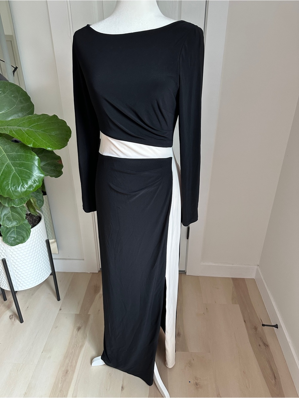 Lauren Ralph Lauren Black and White Long Sleeve Maxi Dress Formal Gala 6